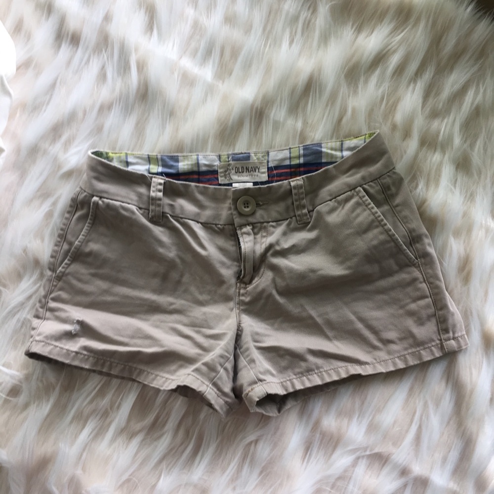 Old Navy khaki shorts size 0